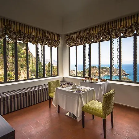 Mon Repos Luxury Hotel
