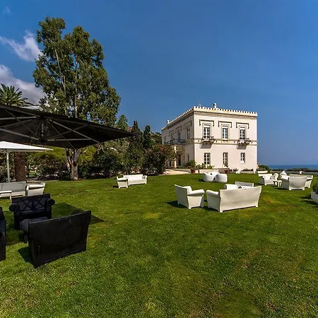 Mon Repos Luxury